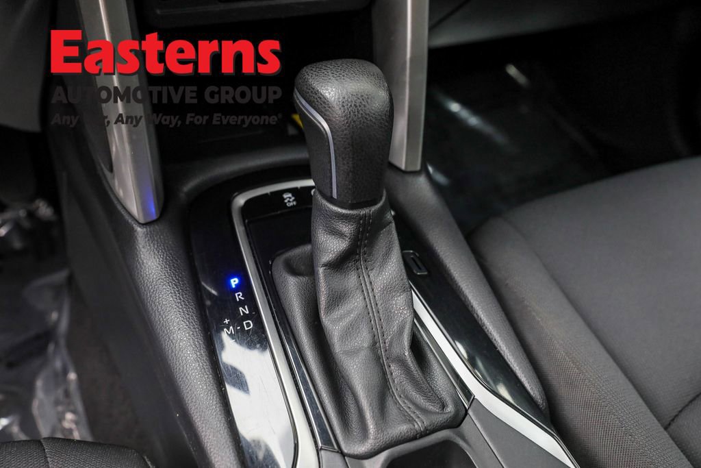 Used 2022 Toyota Corolla Cross LE image 13