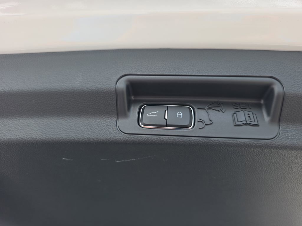New 2026 Ford Explorer ST RWD image 38