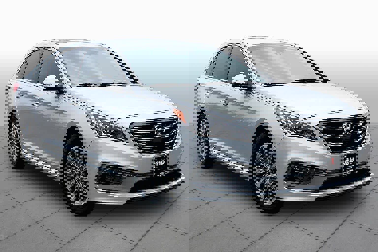 Used 2017 Hyundai Sonata Limited w/ Ultimate Package 04 FWD image 3