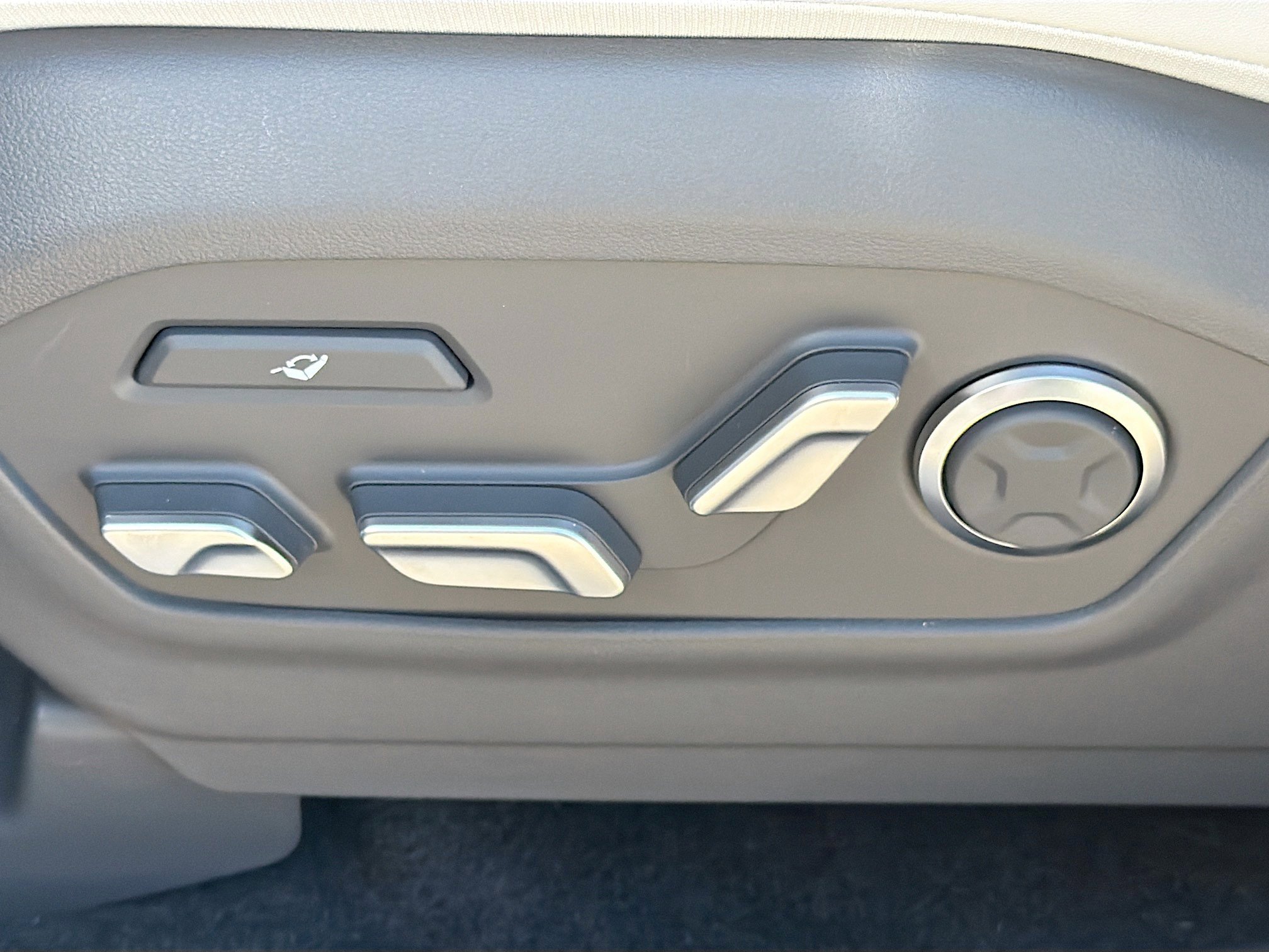 New 2026 Hyundai Santa Fe Calligraphy image 26