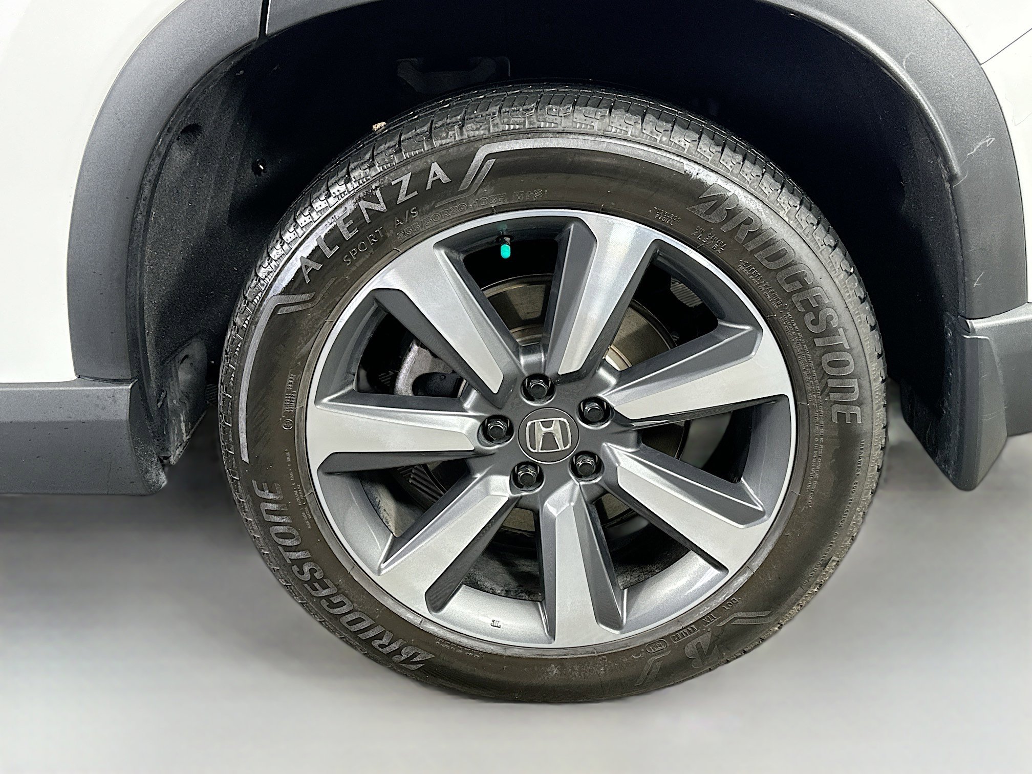 Used 2025 Honda Pilot Elite image 33