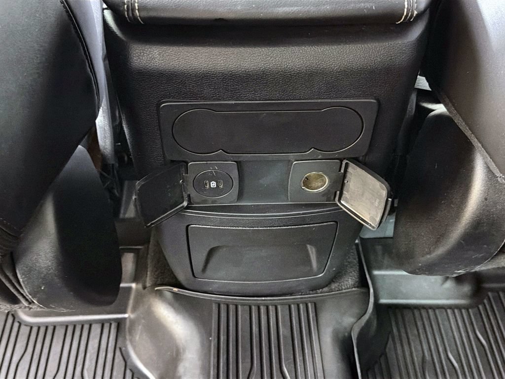 Used 2023 Ford Explorer XLT w/ Equipment Group 202A AWD/4WD image 37