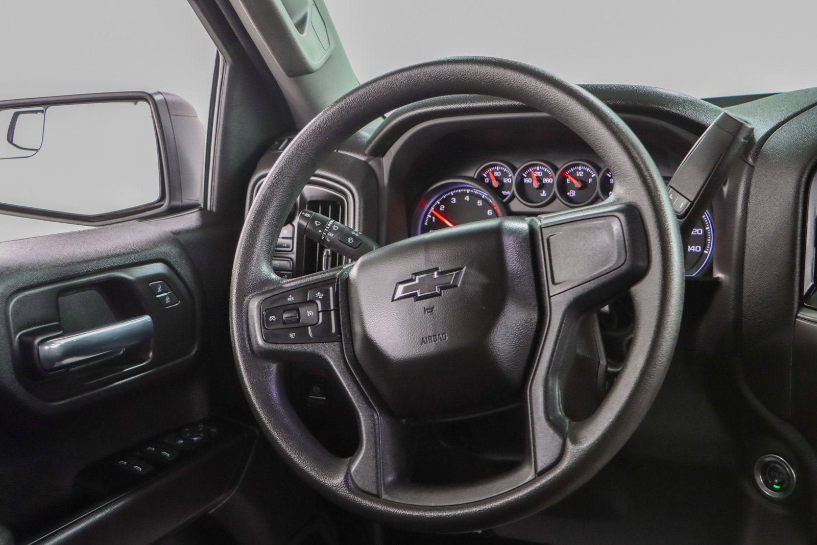 Used 2023 Chevrolet Silverado 1500 Custom Trail Boss w/ LPO, Dark Essentials Package AWD/4WD image 13