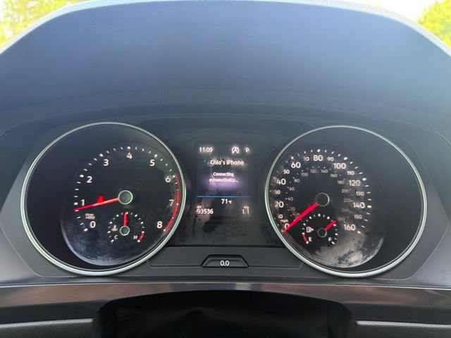 Used 2020 Volkswagen Tiguan SE FWD image 47