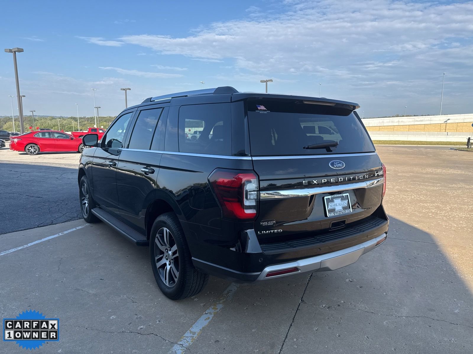 Used 2024 Ford Expedition Limited image 5