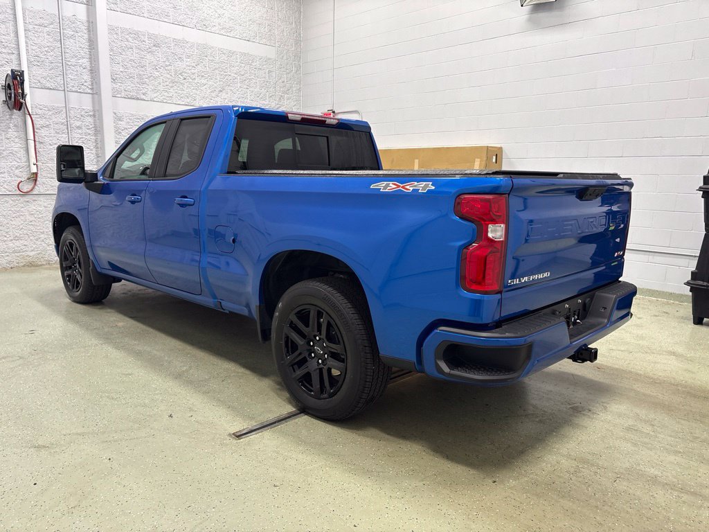 Used 2024 Chevrolet Silverado 1500 RST w/ Convenience Package II AWD/4WD image 8