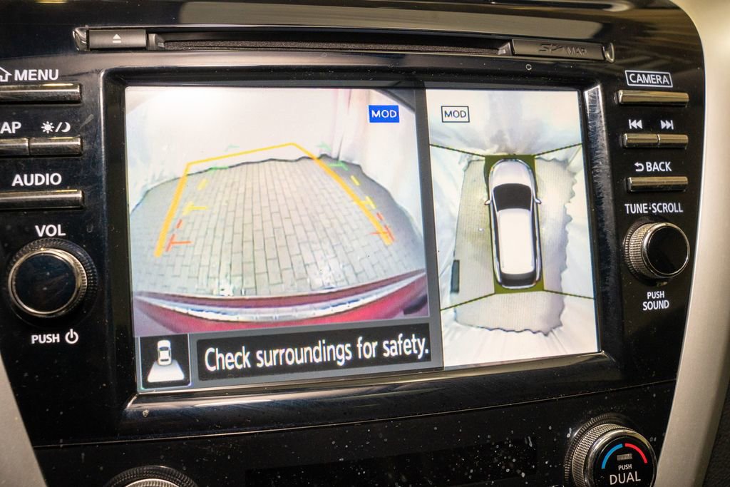 Used 2017 Nissan Murano Platinum w/ Platinum Technology Package image 15