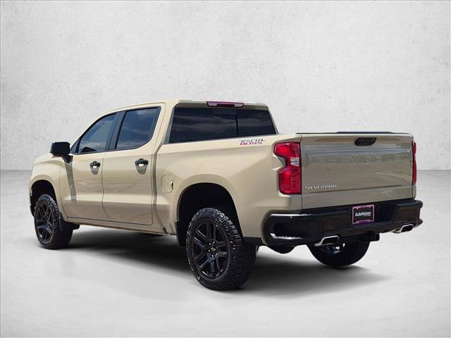 Used 2022 Chevrolet Silverado 1500 LT Trail Boss w/ LT Trail Boss Premium Package AWD/4WD image 7