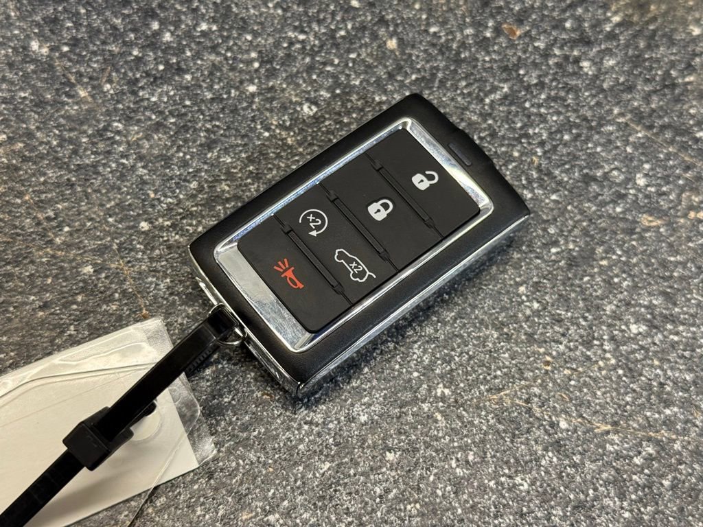 Certified 2023 Jeep Grand Cherokee Limited image 30