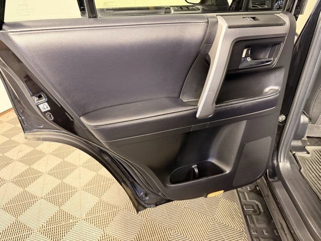 Used 2019 Toyota 4Runner SR5 Premium AWD/4WD image 33