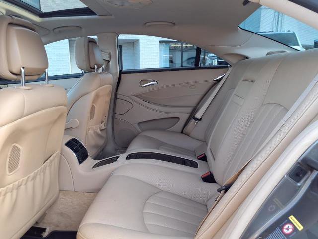Used 2008 Mercedes-Benz CLS 550 image 13