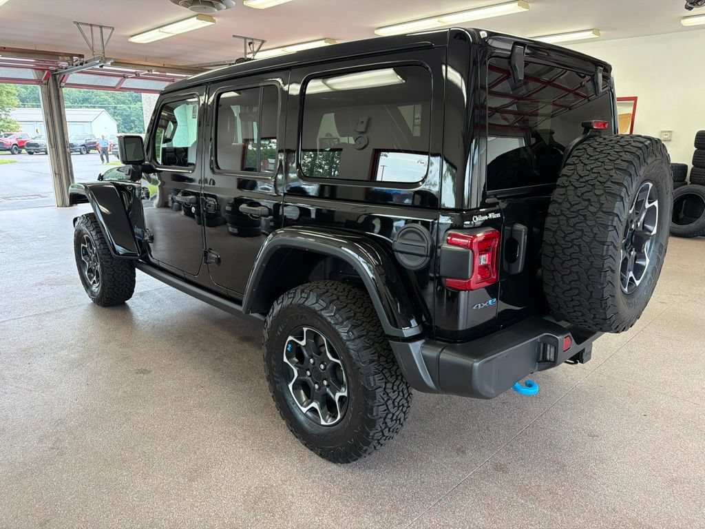 Used 2023 Jeep Wrangler Unlimited Rubicon 4xe w/ Cold Weather Group AWD/4WD image 21