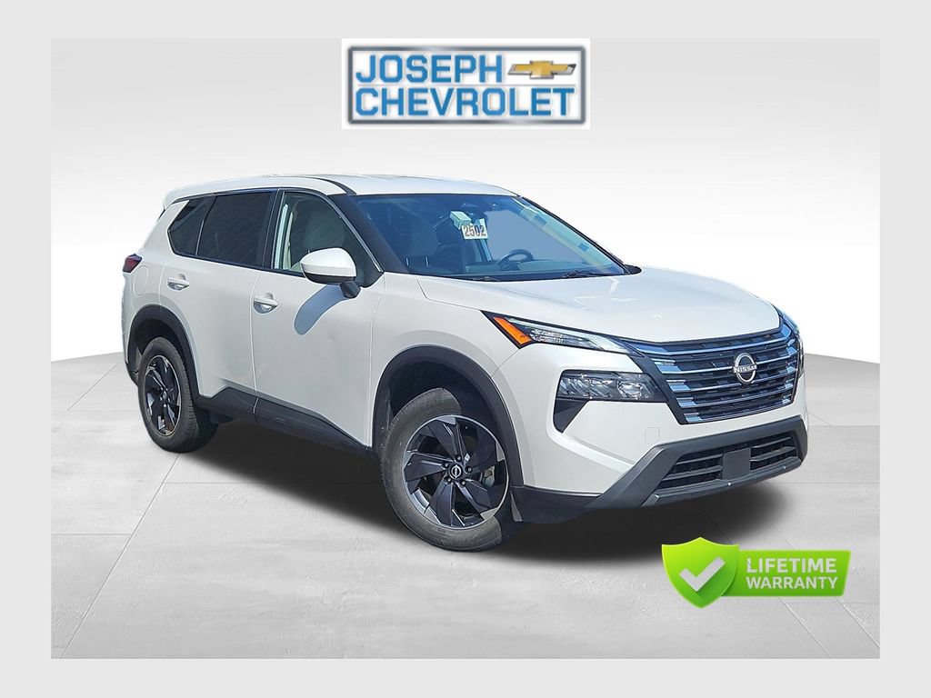 Used 2025 Nissan Rogue SV
