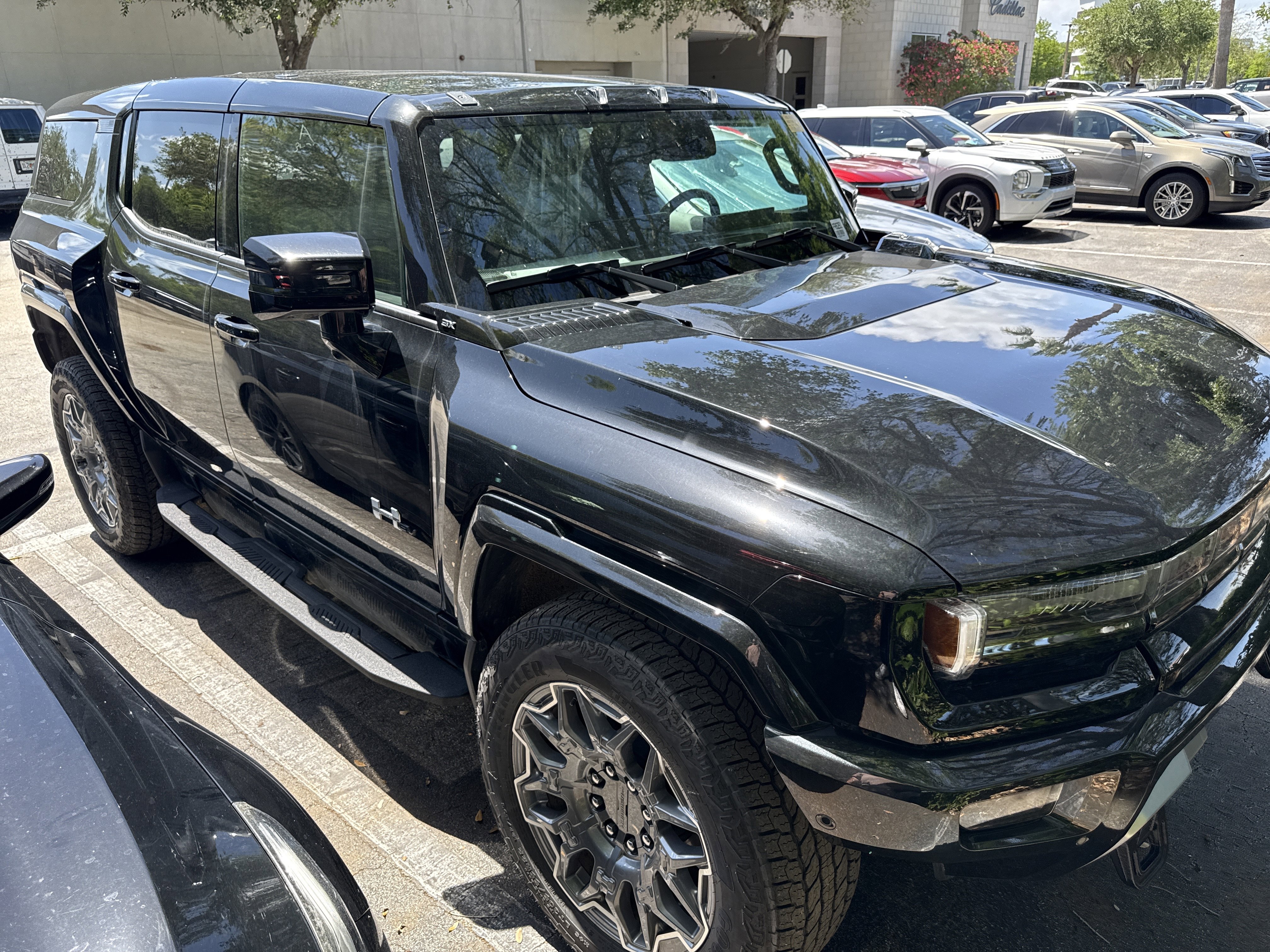 Used 2025 GMC Hummer EV 3X AWD/4WD image 2