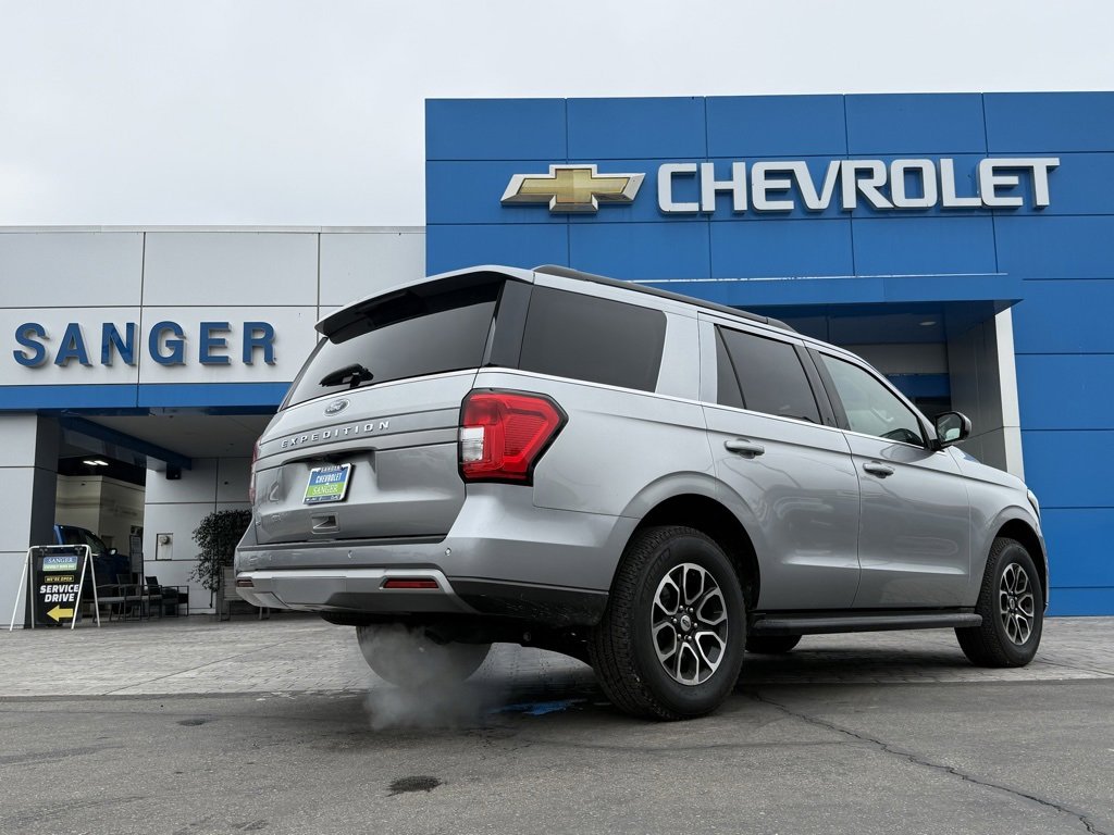 Used 2024 Ford Expedition XLT image 8