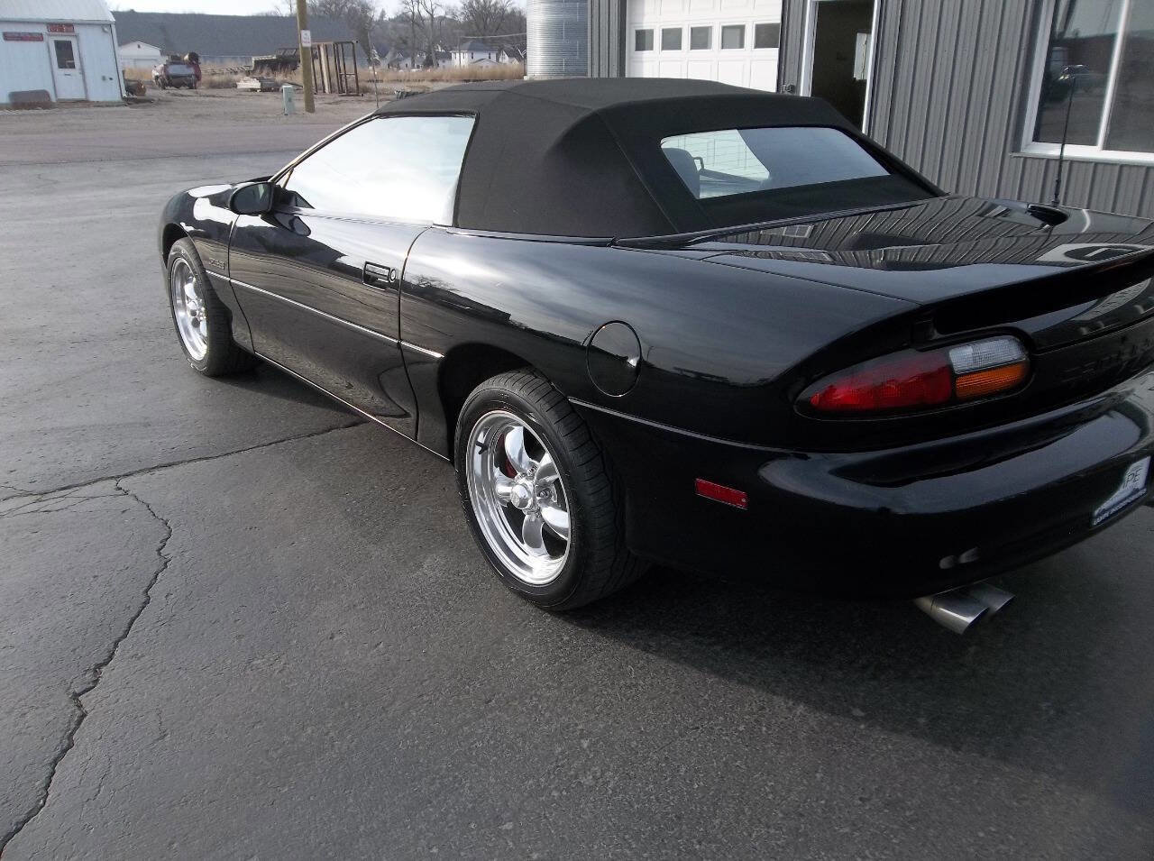 Used 2000 Chevrolet Camaro Z28 image 10