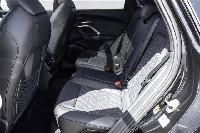 New 2026 Audi SQ5 Premium Plus AWD/4WD image 18
