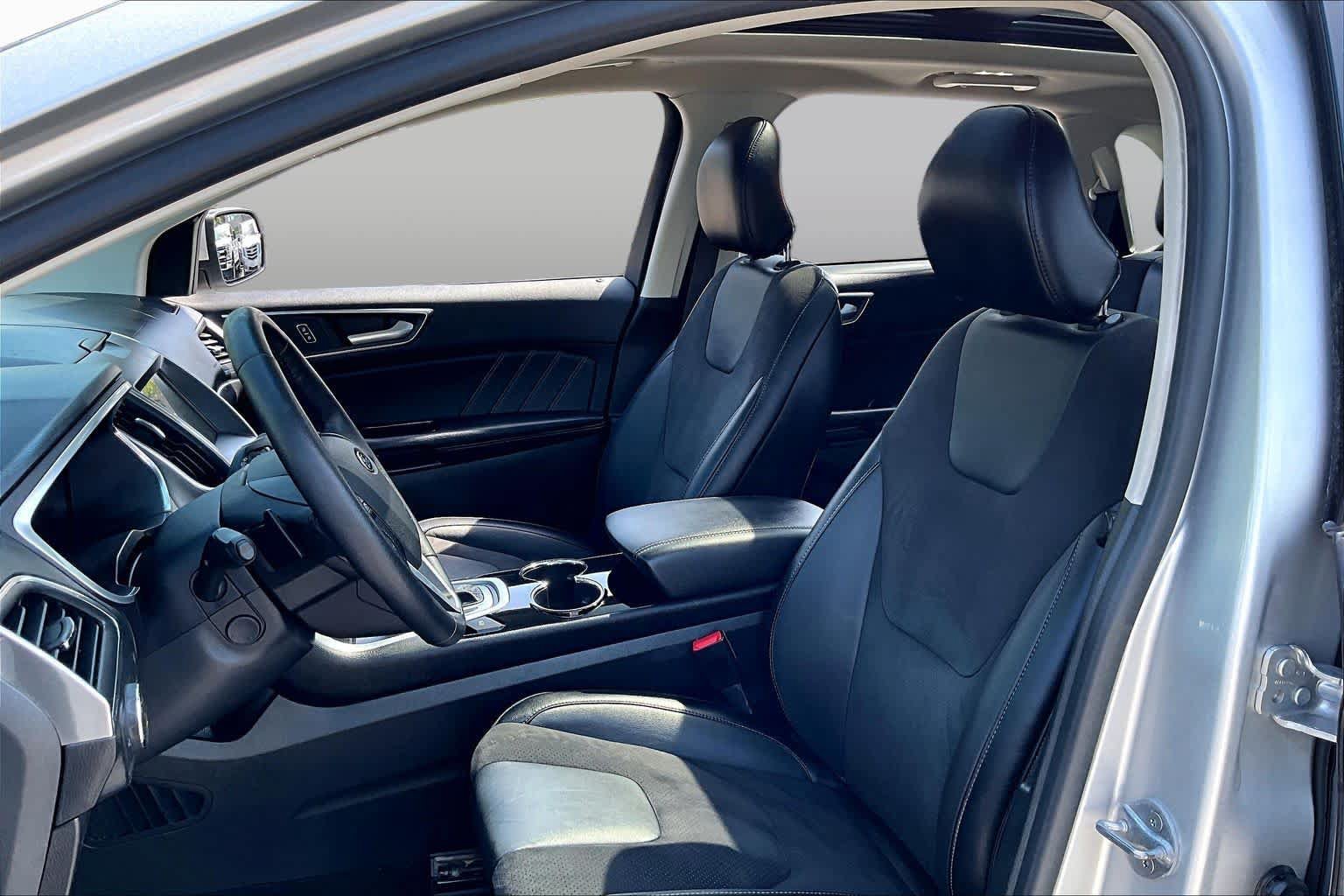 Used 2018 Ford Edge Sport w/ Equipment Group 401A AWD/4WD image 8