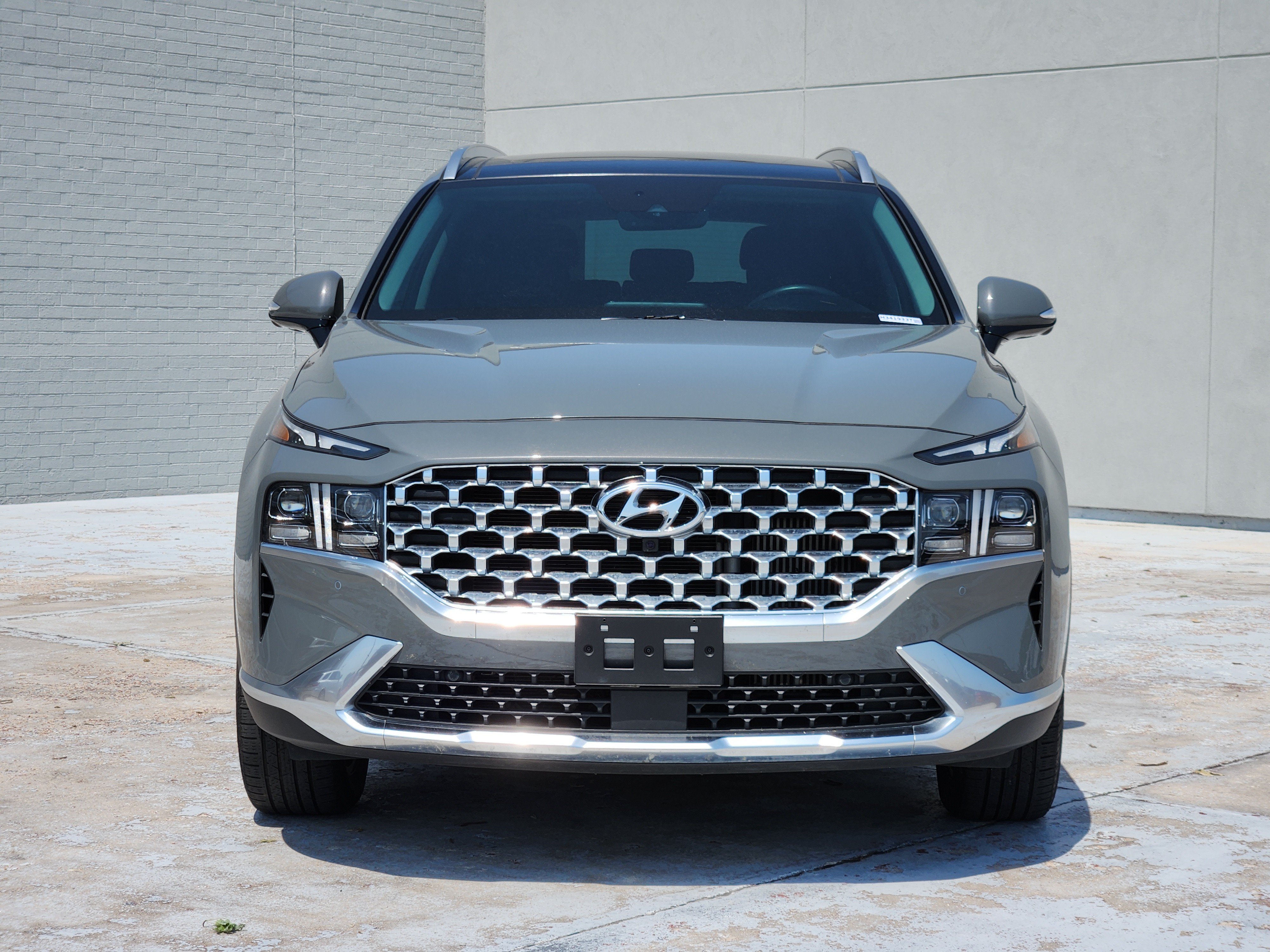 Used 2021 Hyundai Santa Fe Limited AWD/4WD image 3
