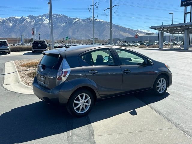 Used 2014 Toyota Prius C Three image 24