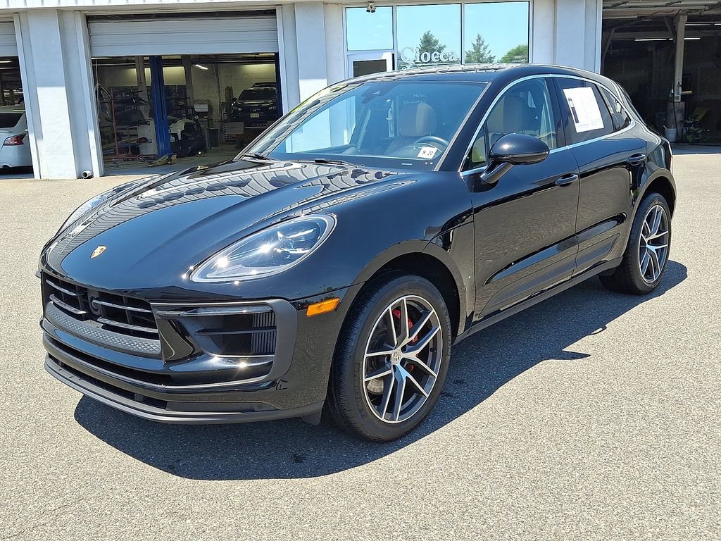 Used 2023 Porsche Macan S AWD/4WD image 6