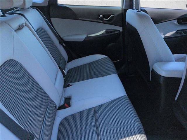 Used 2022 Hyundai Kona SE FWD image 25