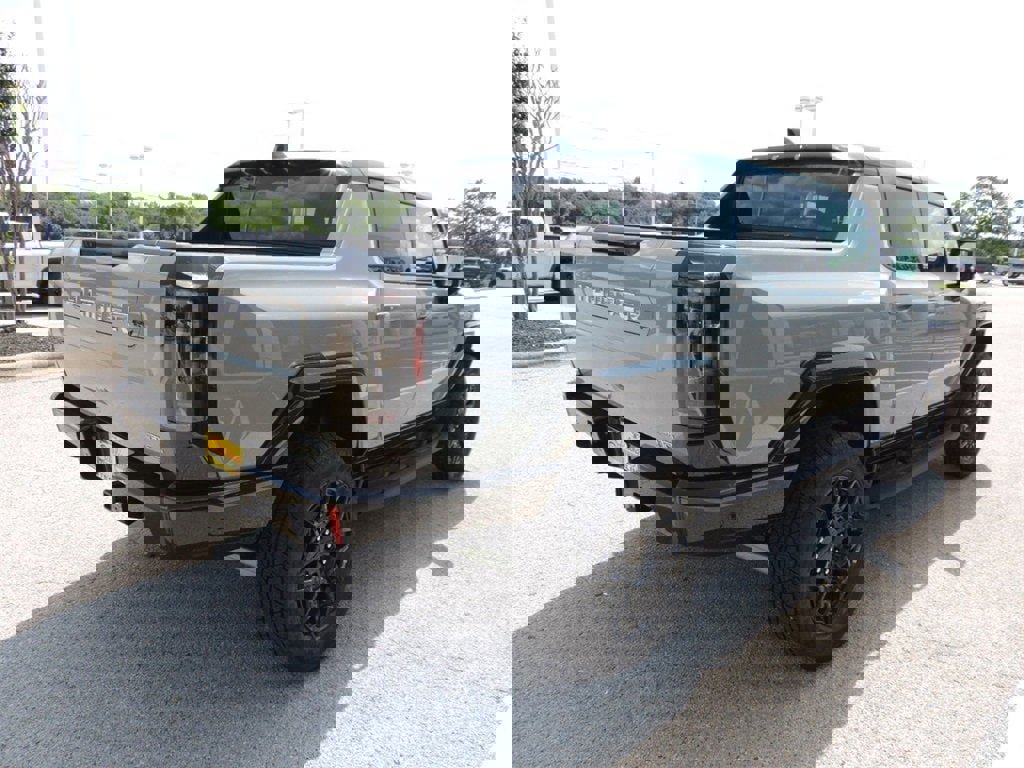 New 2025 GMC Hummer EV 2X image 6