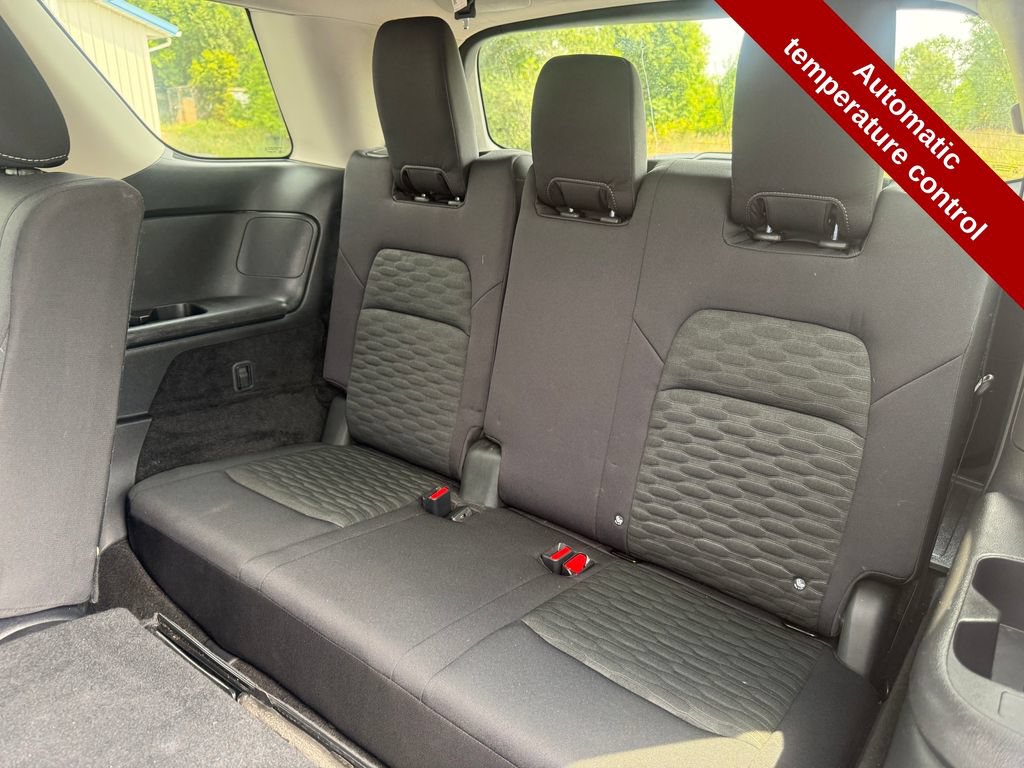 Used 2023 Nissan Pathfinder SV w/ Cargo Package AWD/4WD image 32