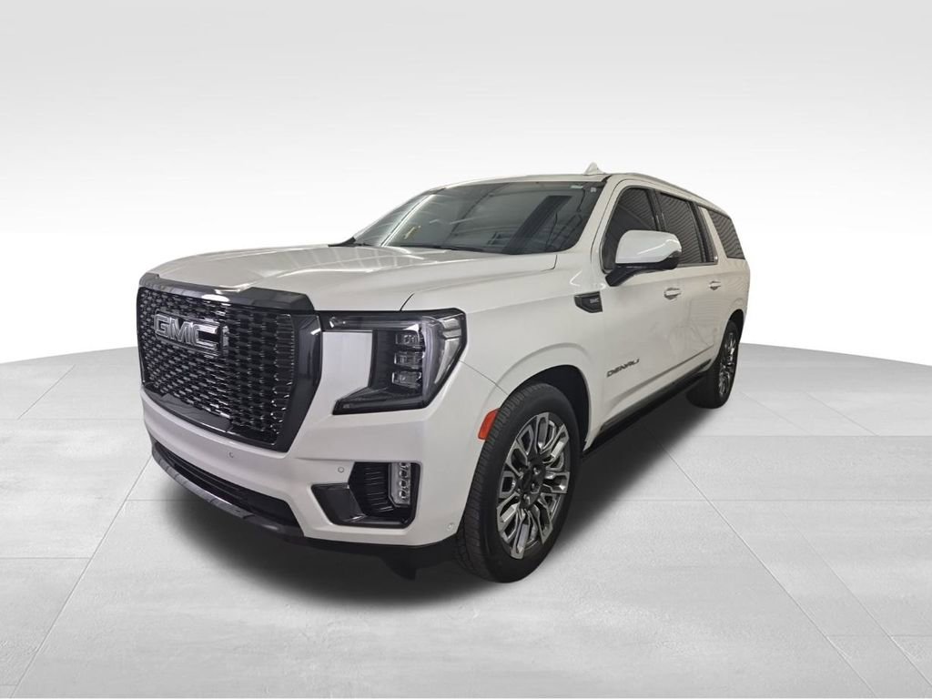 Used 2023 GMC Yukon XL Denali Ultimate image 4
