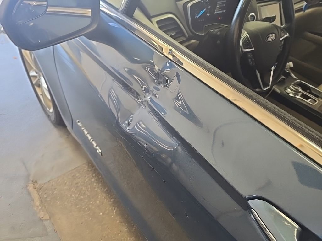 Used 2018 Ford Fusion SE w/ Equipment Group 602A FWD image 7