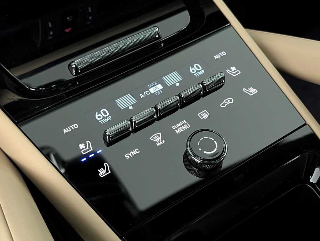 New 2026 Porsche Cayenne AWD/4WD image 33