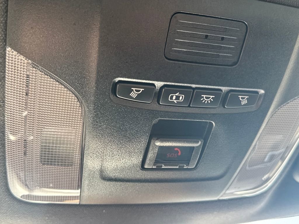 Used 2021 Toyota Corolla SE image 32