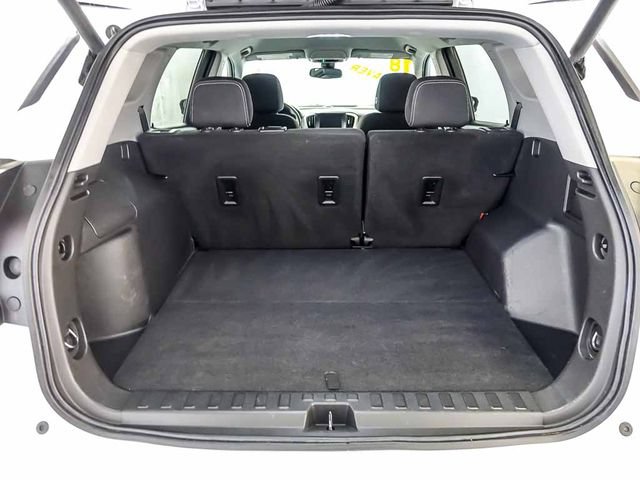 Certified 2022 GMC Terrain SLE w/ Driver Convenience Package AWD/4WD image 27