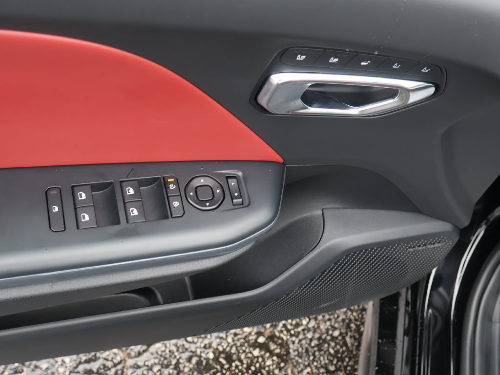 New 2026 Kia K4 GT-Line w/ GT-Line Premium Package FWD image 17
