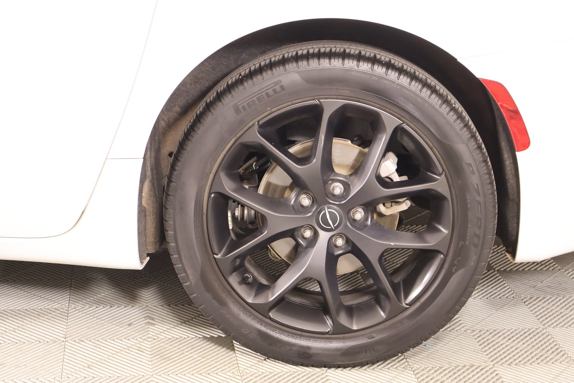 Used 2025 Chrysler Pacifica Limited FWD image 22