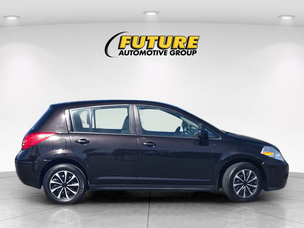 Used 2012 Nissan Versa 1.8 S w/ Plus Pkg FWD image 3