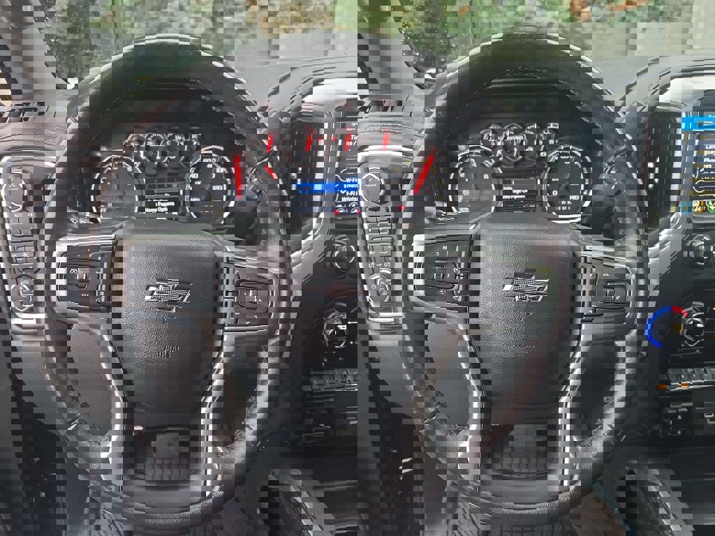 Used 2020 Chevrolet Silverado 1500 RST image 24