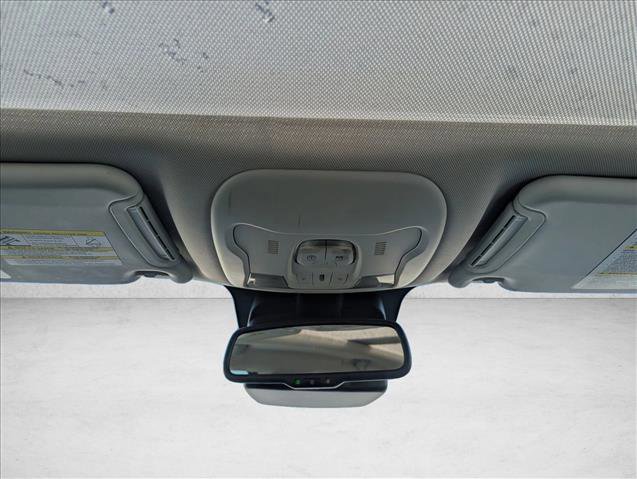 Used 2020 Jeep Renegade Limited image 19