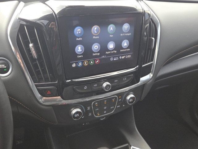 Used 2021 Chevrolet Traverse RS image 19