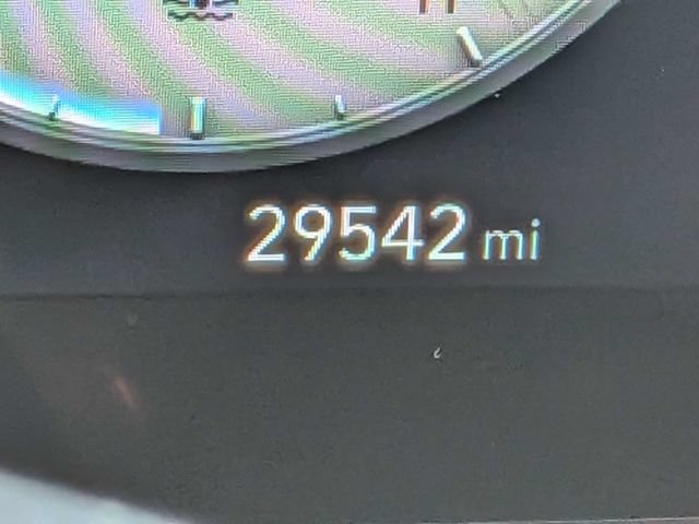 Used 2024 Hyundai Elantra SEL FWD image 33