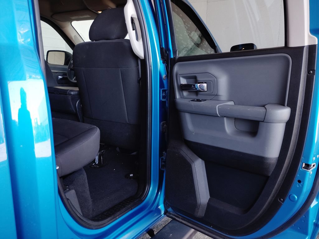 Used 2020 RAM 1500 Warlock w/ Electronics Group RWD image 14