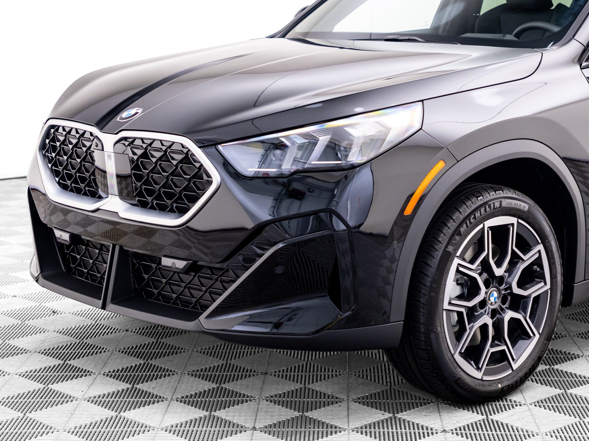 New 2027 BMW X2 xDrive28i w/ Technology Package AWD/4WD image 39