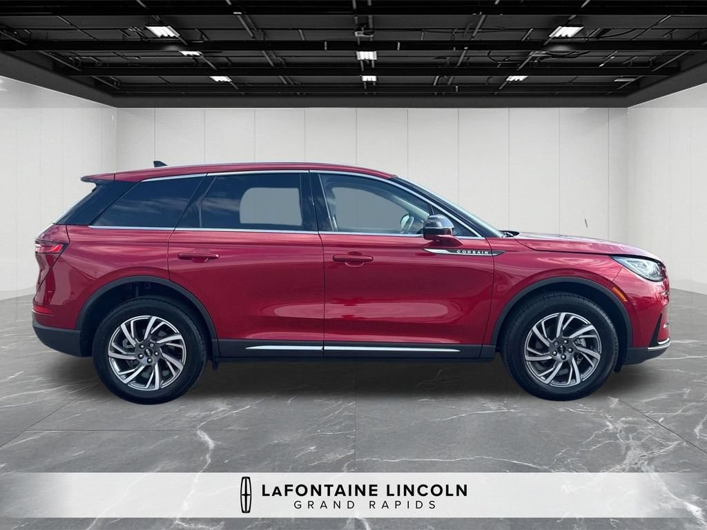 Certified 2023 Lincoln Corsair AWD w/ Equipment Group 101A image 6