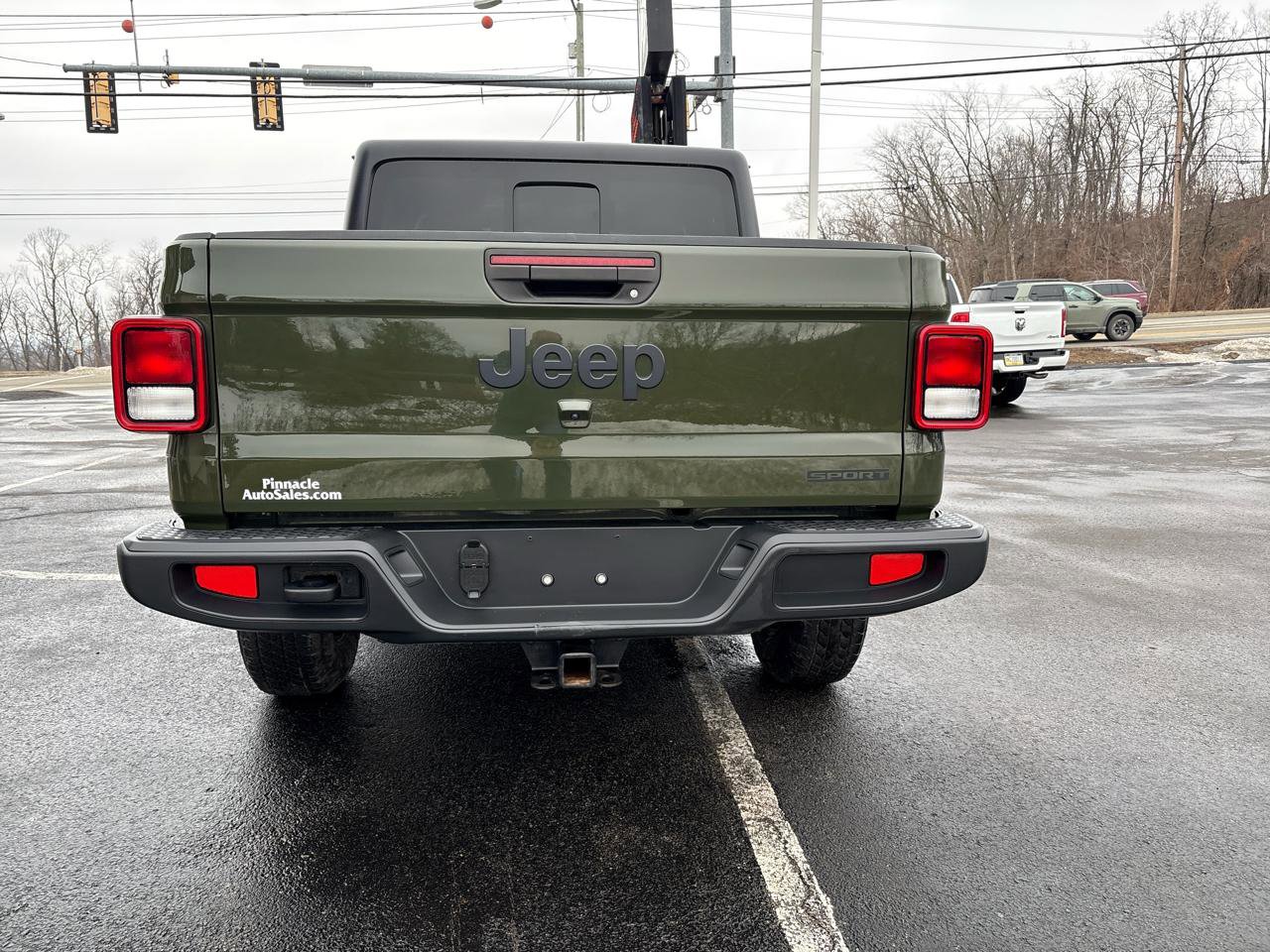 Used 2021 Jeep Gladiator Sport image 6