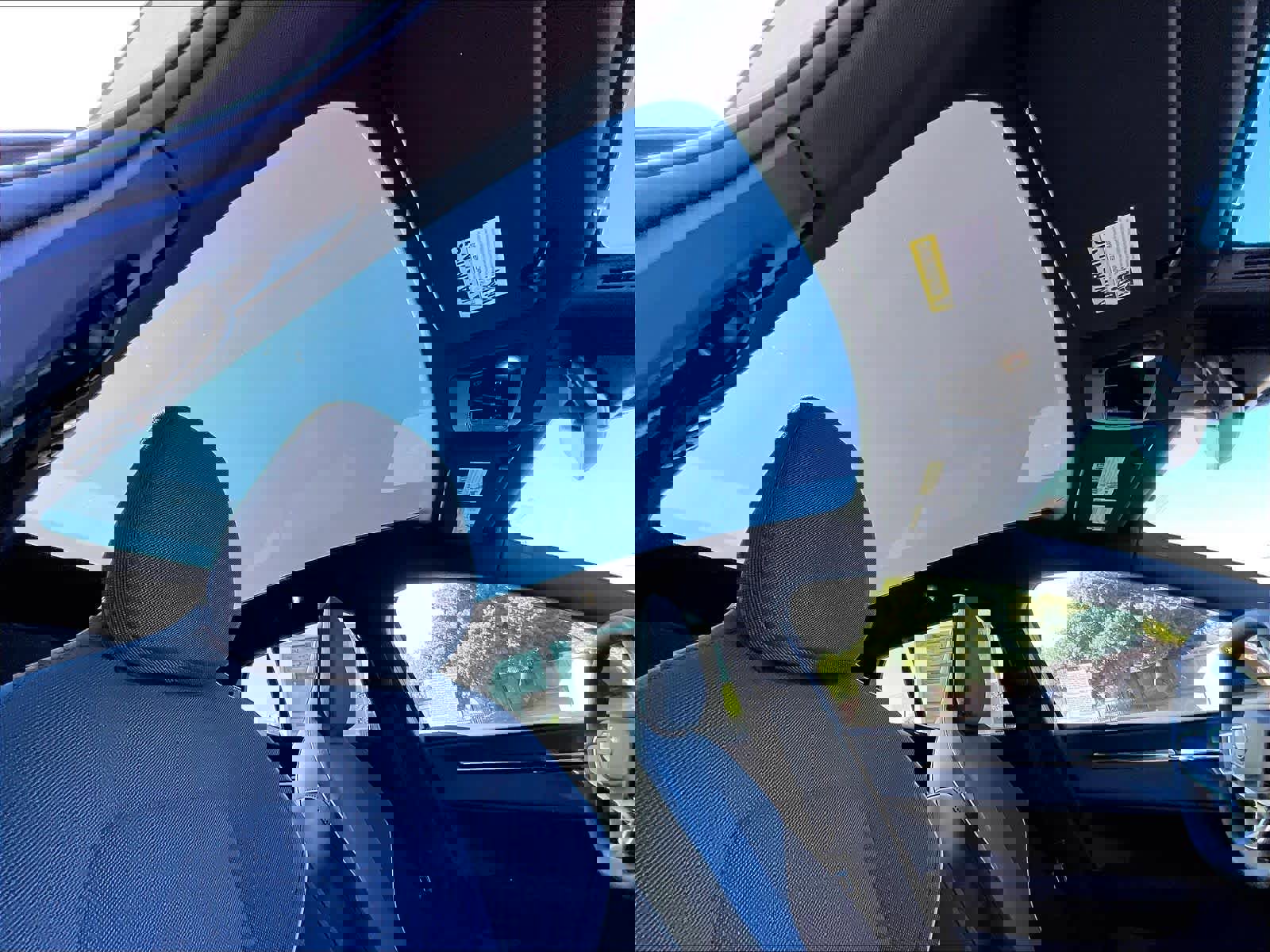 New 2026 Volvo EX30 Plus w/ Protection Package Premier image 29