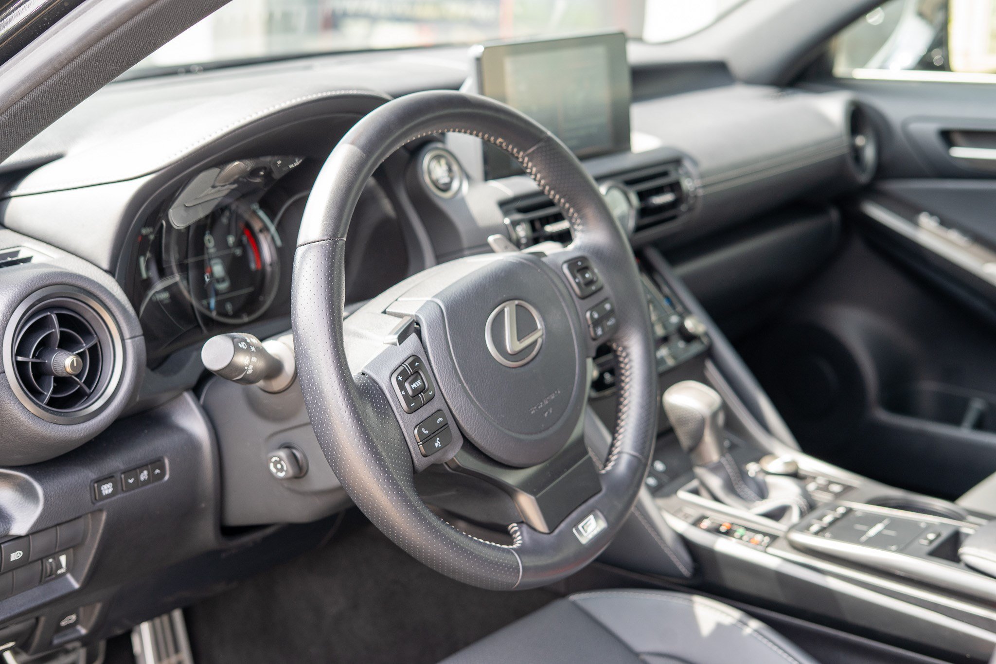 Used 2023 Lexus IS 350 F Sport w/ Memory Package RWD image 14