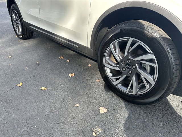 Certified 2024 Lincoln Corsair AWD w/ Equipment Group 101A image 11