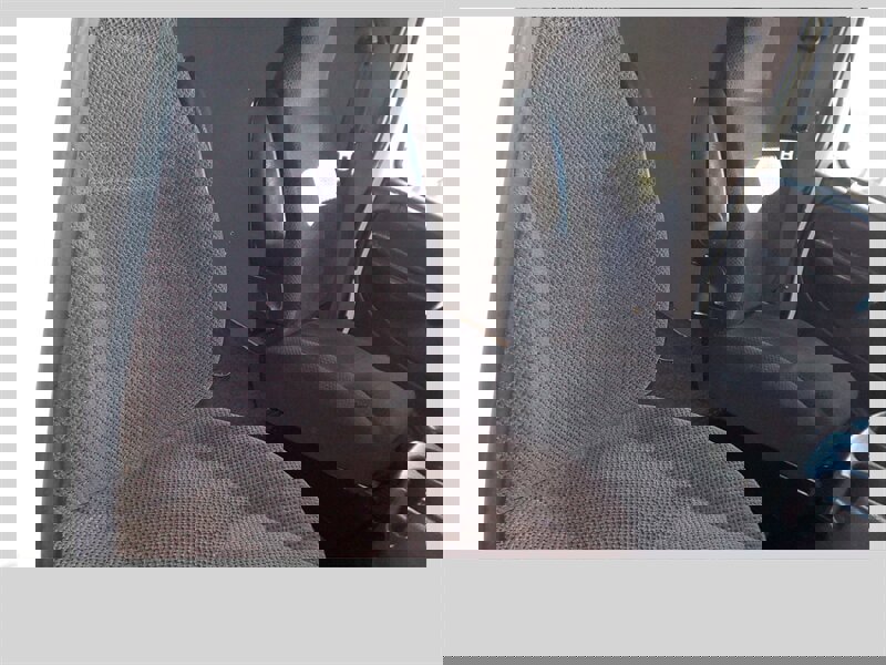 Used 2002 Dodge B1500 image 4