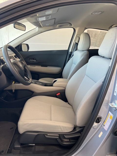 Used 2021 Honda HR-V LX image 11