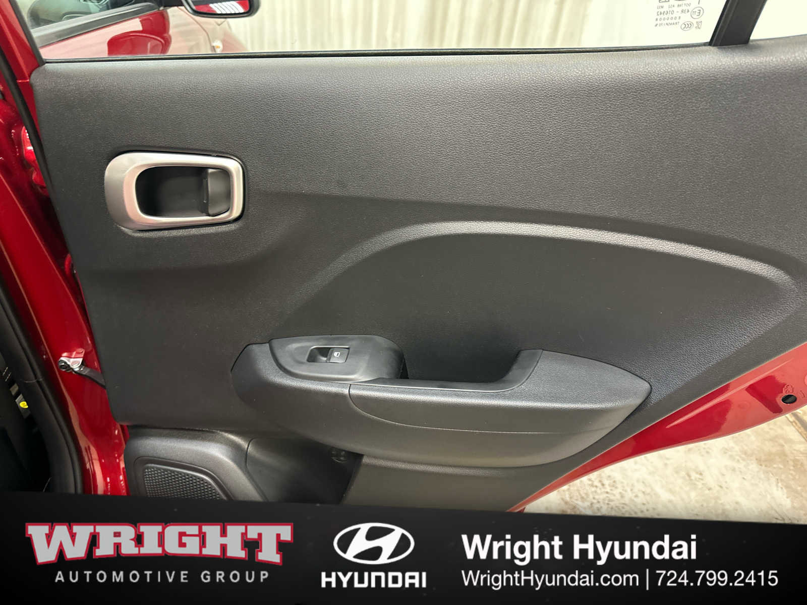 Certified 2025 Hyundai Venue SEL image 15